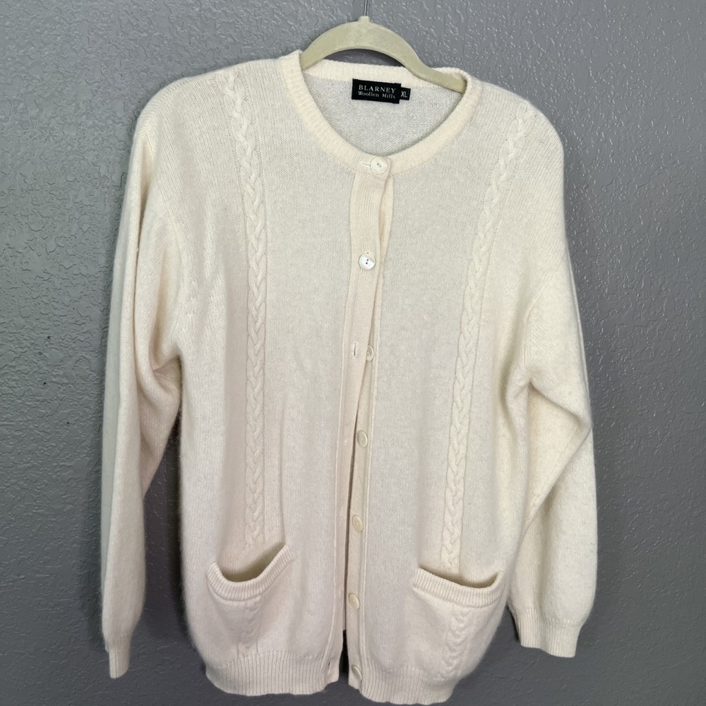 Womens Lambswool Angora White Cardigan Pockets Sz XL Cable Blarney Woolen Mills